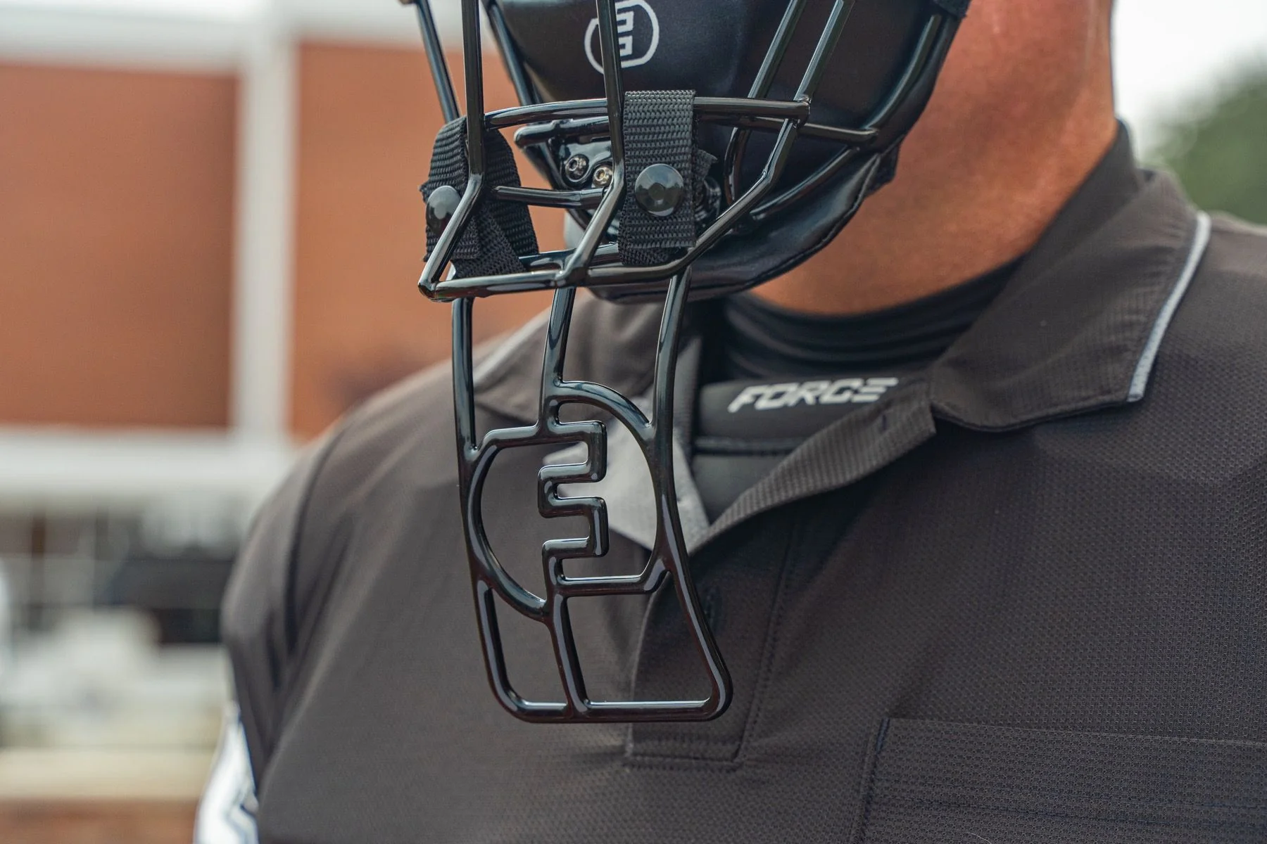 Force 3 Defender Umpire Mask Throat Guard - Image 3